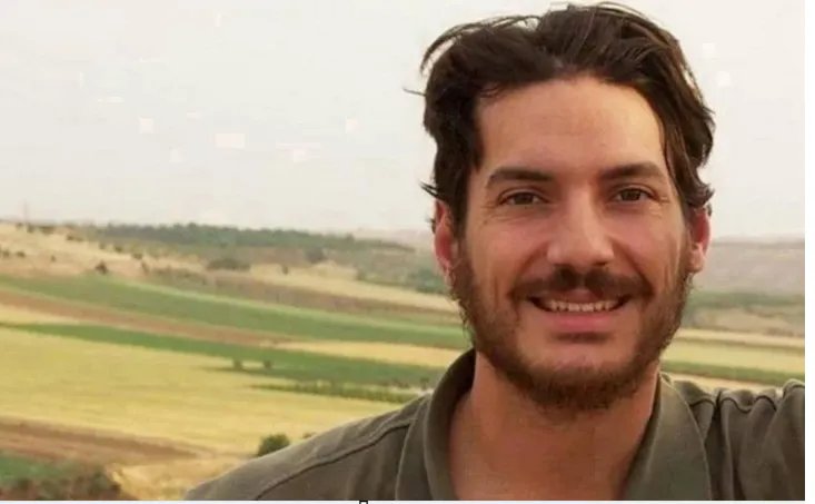 اتهامات خطيرة: مسؤول سوري مقرب من الأسد يكشف عن أمر بإعدام الصحفي الأمريكي أوستن تايس