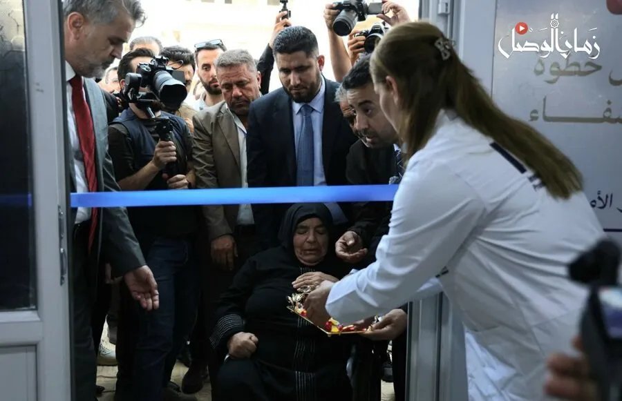 إدلب تكرّم أسر الشهداء بافتتاح مستشفى أريحا ومركز طبي في معرة النعمان