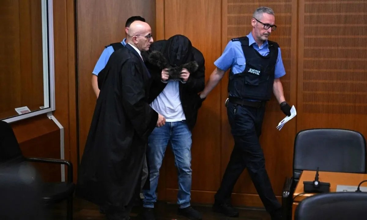 ألمانيا: السجن المؤبد لطبيب سوري بتهمة التعذيب والقتل في المستشفيات