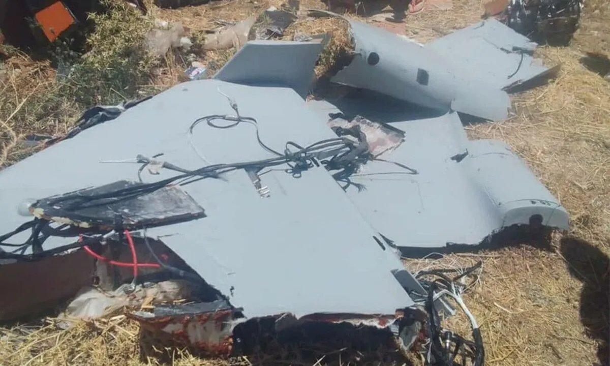 تصاعد التوتر: مسيرات إيرانية تسقط في سوريا بعد تصدي إسرائيلي وتثير مخاوف المدنيين