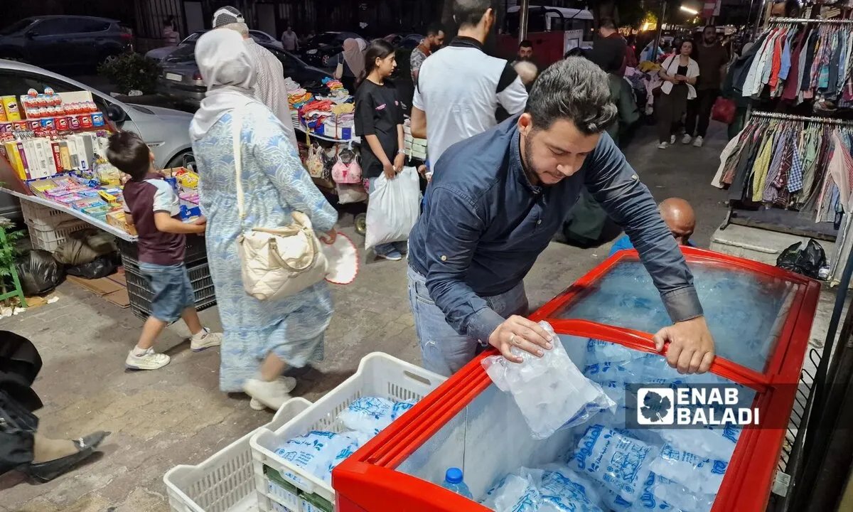 صيف دمشق اللاهب: غياب الرقابة الصحية على معامل الثلج يثير مخاوف المواطنين