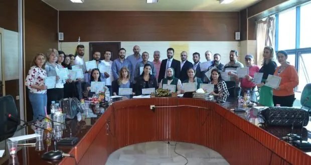 صحة طرطوس تكرم "موظف الشهر" المتميزين وتقدر جهودهم