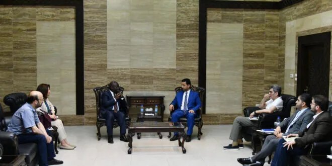 وزارة الصحة السورية والأونروا تبحثان تعزيز التعاون الصحي للاجئين الفلسطينيين