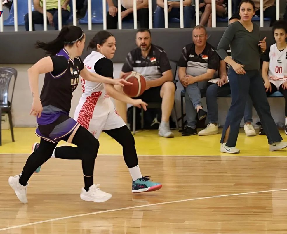 الوحدة إلى نهائي دوري السلة للسيدات وبردى والأهلي في مواجهة فاصلة