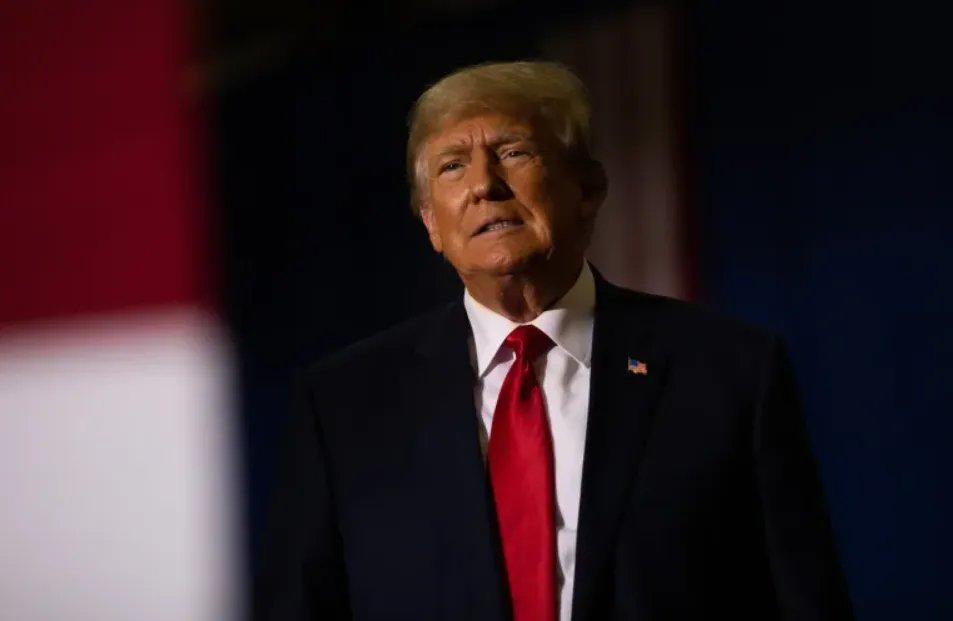 ترامب يهدد خامنئي ويكشف عن معلومات استخباراتية حول مكانه: 'صبرنا ينفد'