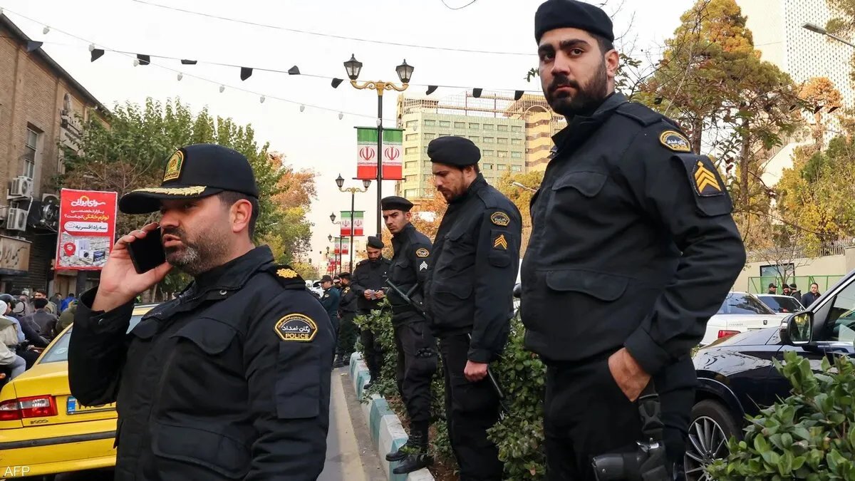 إيران تعلن تفكيك "خلية إرهابية" مرتبطة بالموساد الإسرائيلي كانت تخطط لعمليات تخريبية