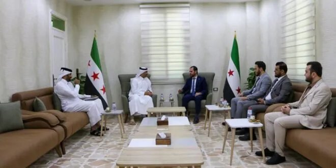 إدلب: مباحثات حول تعزيز التعاون الإنساني مع القائم بأعمال السفارة القطرية
