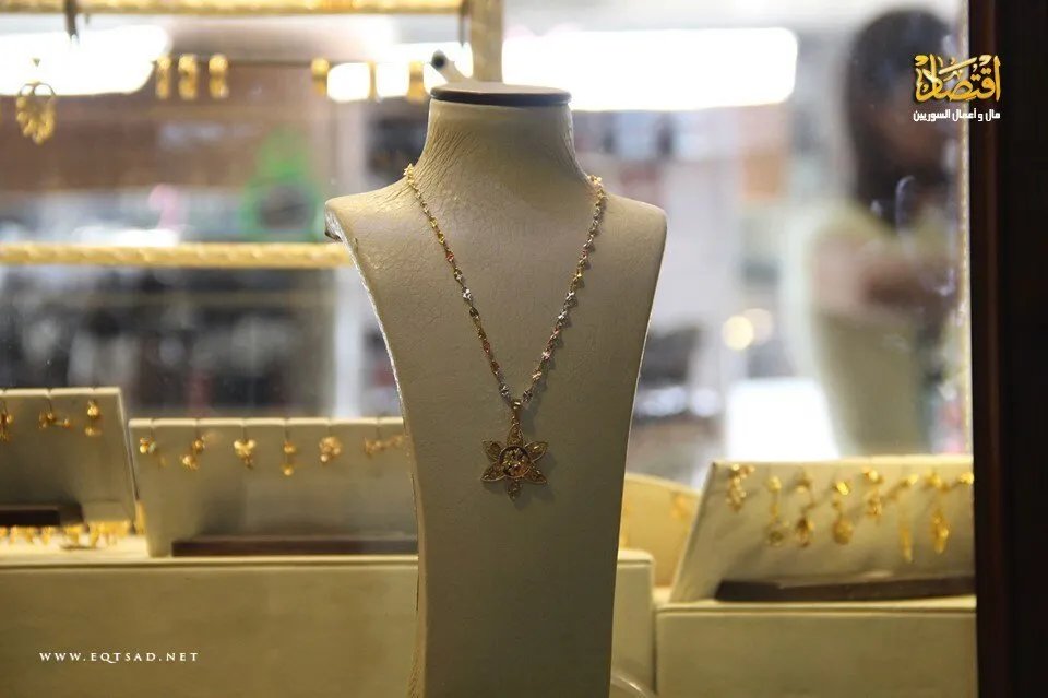 ارتفاع طفيف في أسعار الذهب الرسمية في سوريا اليوم