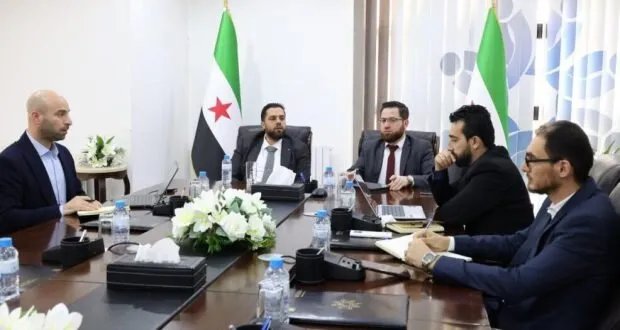 وزيرا التنمية والإسكان يبحثان تطوير الهيكلية التنظيمية لوزارة الأشغال العامة