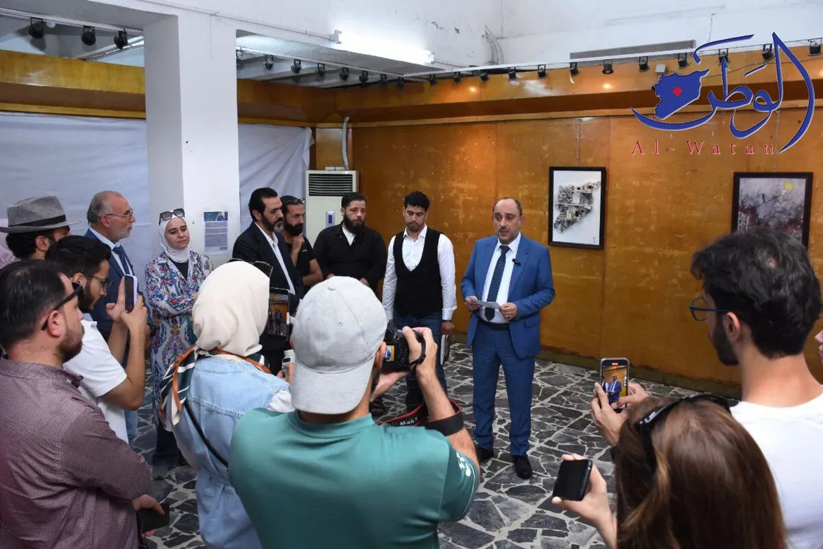 معرض "بقايا من الذاكرة": غزوان عساف يعيد إحياء ذكريات سوريا المفقودة في دمشق