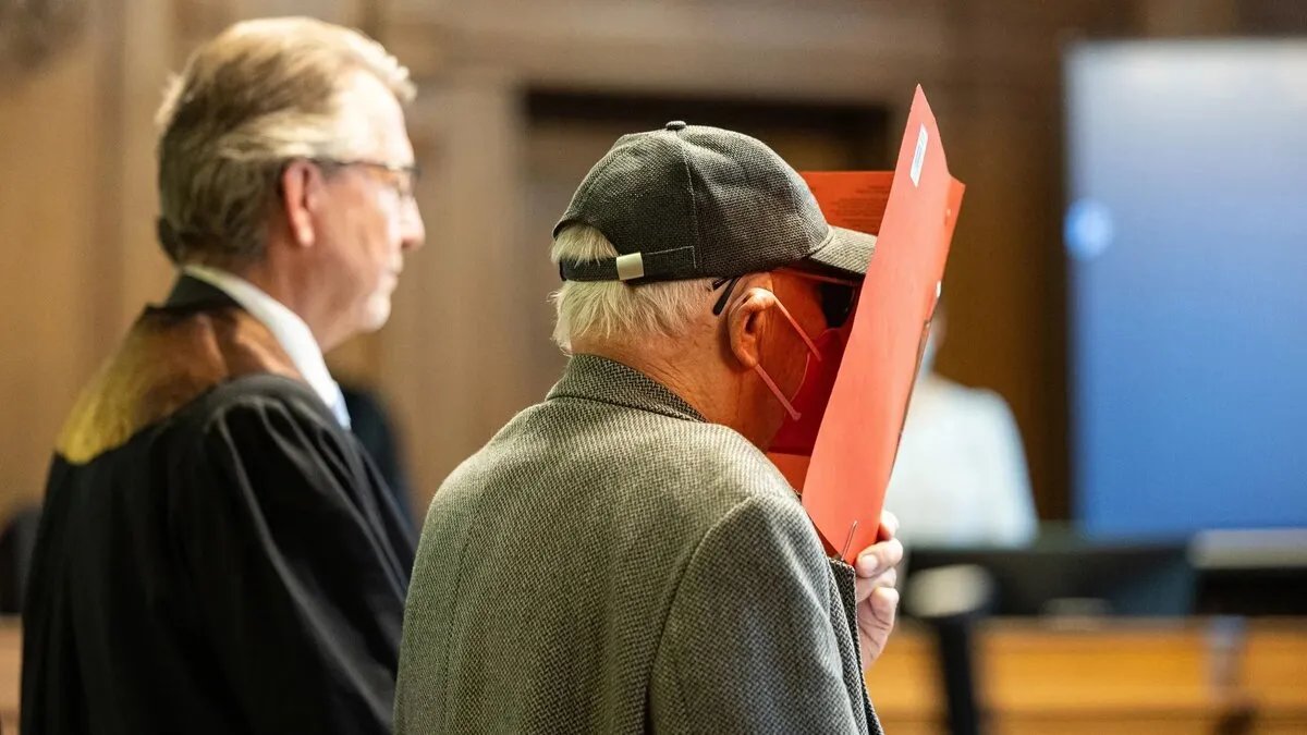 مأساة في برلين: محاكمة سائق ثمانيني بتهمة قتل أم وطفلها في حادث دهس مروع