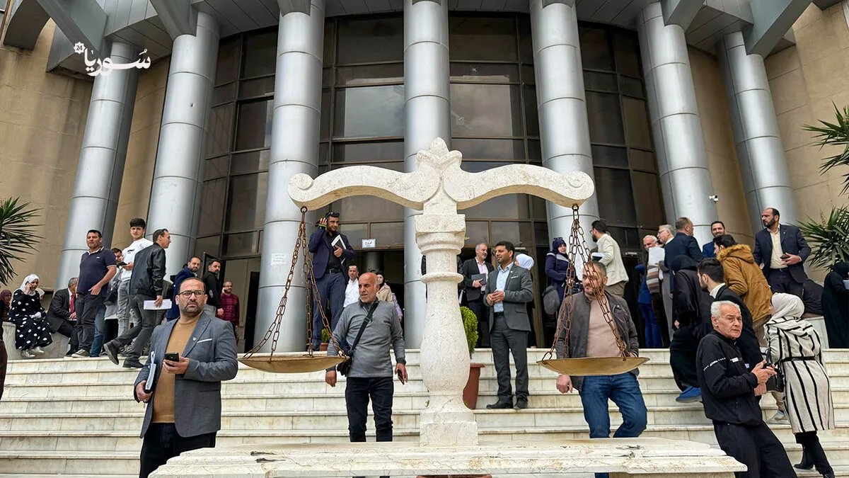 إحالة قاضي حلب "فرحو" إلى مجلس القضاء الأعلى بتهم فساد وجرائم: هل تبدأ محاسبة قضاة النظام السابق؟