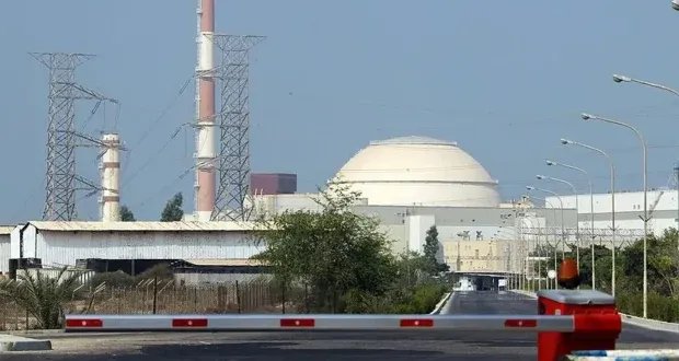 تحذيرات روسية وهواجس خليجية: هل استهدفت إسرائيل محطة بوشهر النووية الإيرانية؟