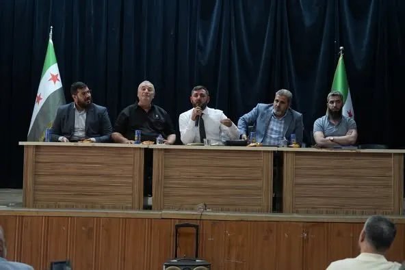 حلب تُوحّد الإدارة: دمج مؤسسات الحكومة المؤقتة وتسليم إدارة أعزاز والباب للمحافظة