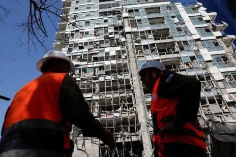 هآرتس: إسرائيل ليست أسداً صاعداً بل أسد مريض - نظرة قاتمة على مستقبل الحرب وتداعياتها