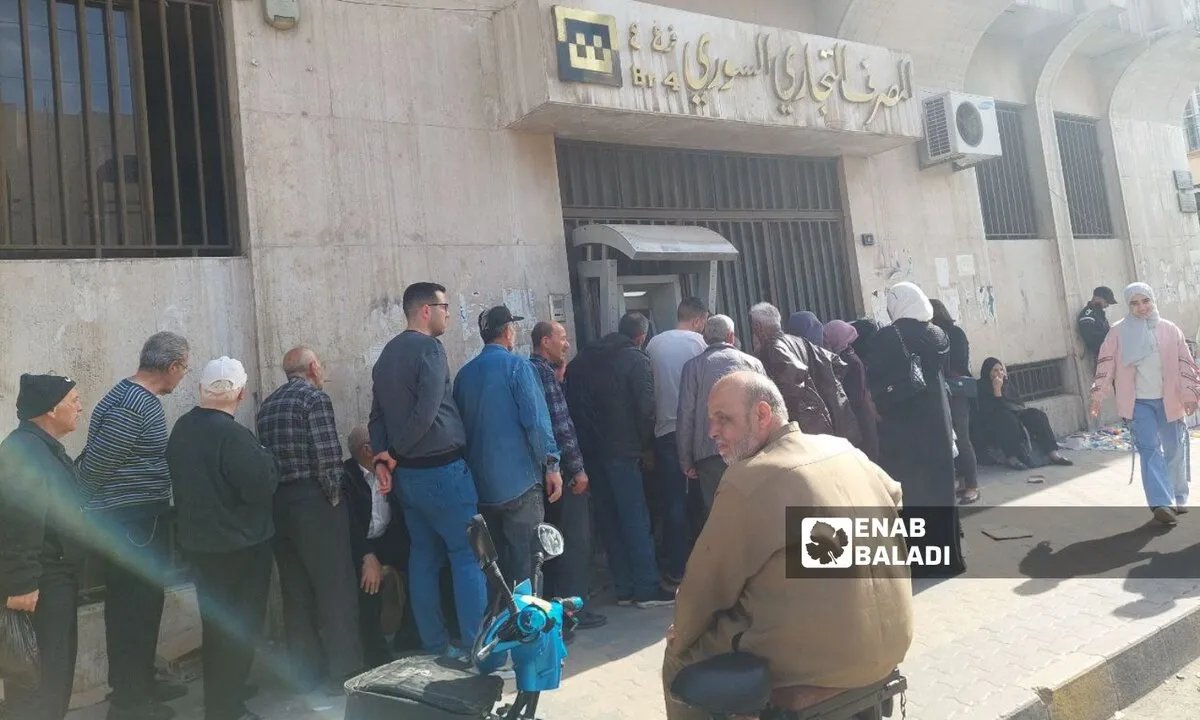 تعديل آلية صرف الرواتب في سوريا: المالية تحدد مواعيد ثابتة وتتجه نحو الدفع الإلكتروني عبر "شام كاش"