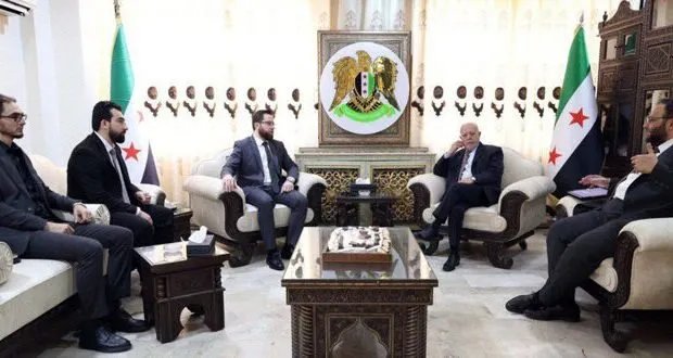 وزيرا التنمية والإقتصاد يبحثان هيكلة تنظيمية جديدة لوزارة الإقتصاد والصناعة