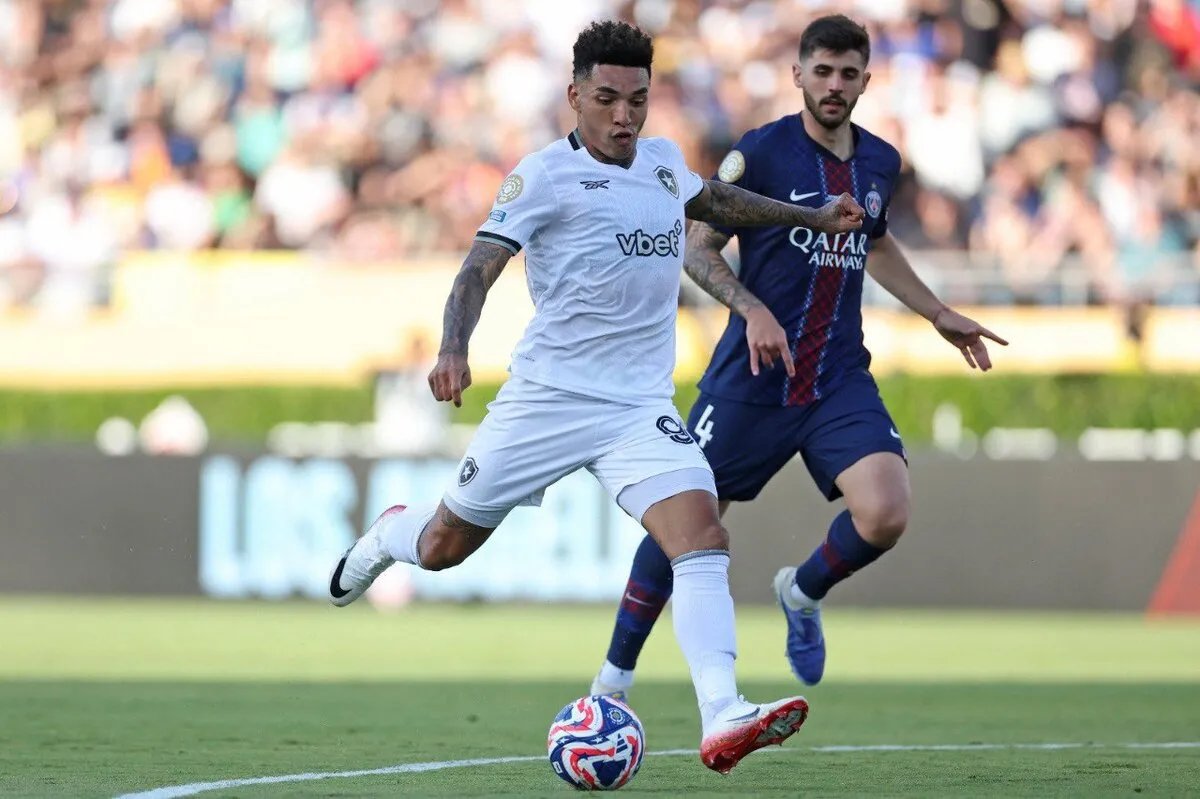 بوتافوغو يفاجئ باريس سان جيرمان ويتصدر مجموعته في كأس العالم للأندية