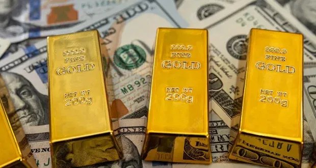 تحليل الأسواق: لماذا استقر الدولار وتراجع الذهب رغم التوترات؟ قرار اليابان يلعب دوراً