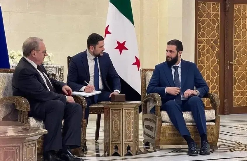 الكرملين: روسيا مستعدة للتعاون مع الحكومة السورية الجديدة لضمان مصالحها في سوريا