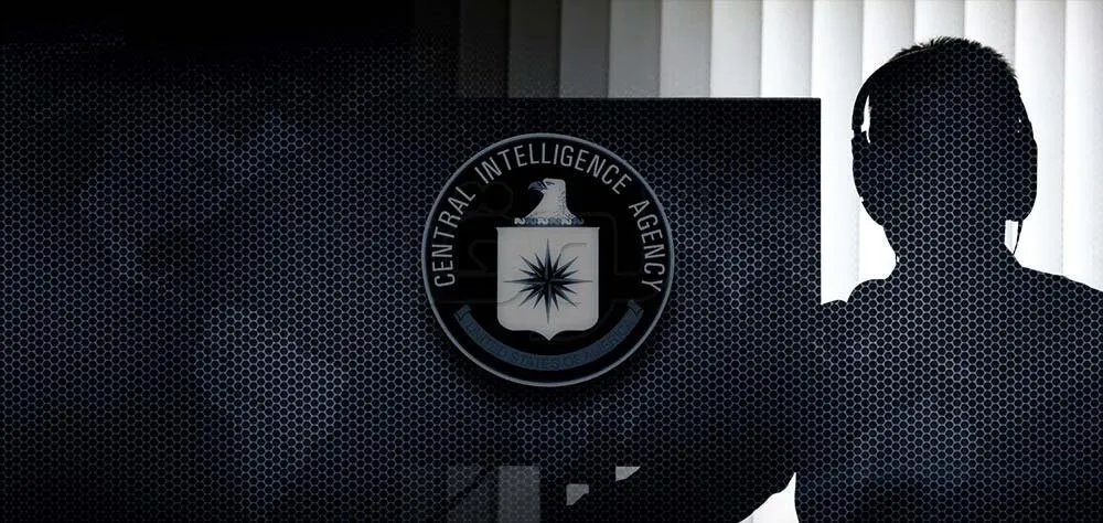 تحذير من رئيس CIA الأسبق: ضربة أمريكية لإيران ستشعل حرباً إقليمية في الشرق الأوسط