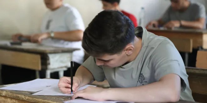 انطلاق امتحانات التعليم الأساسي والثانوية المهنية في سوريا بمشاركة أكثر من 398 ألف طالب