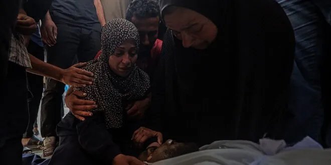 غزة تحت القصف: 35 شهيداً بنيران الجيش الإسرائيلي بينهم منتظرو مساعدات