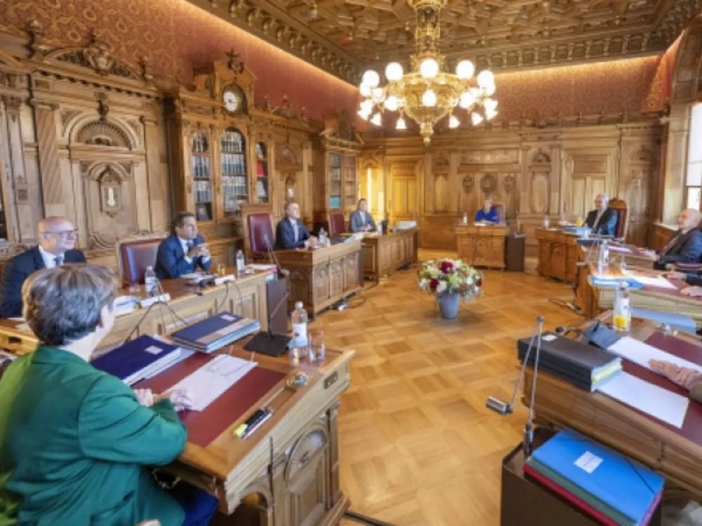 رفع العقوبات السويسرية عن سوريا: هل يفتح الباب أمام استعادة الأموال؟