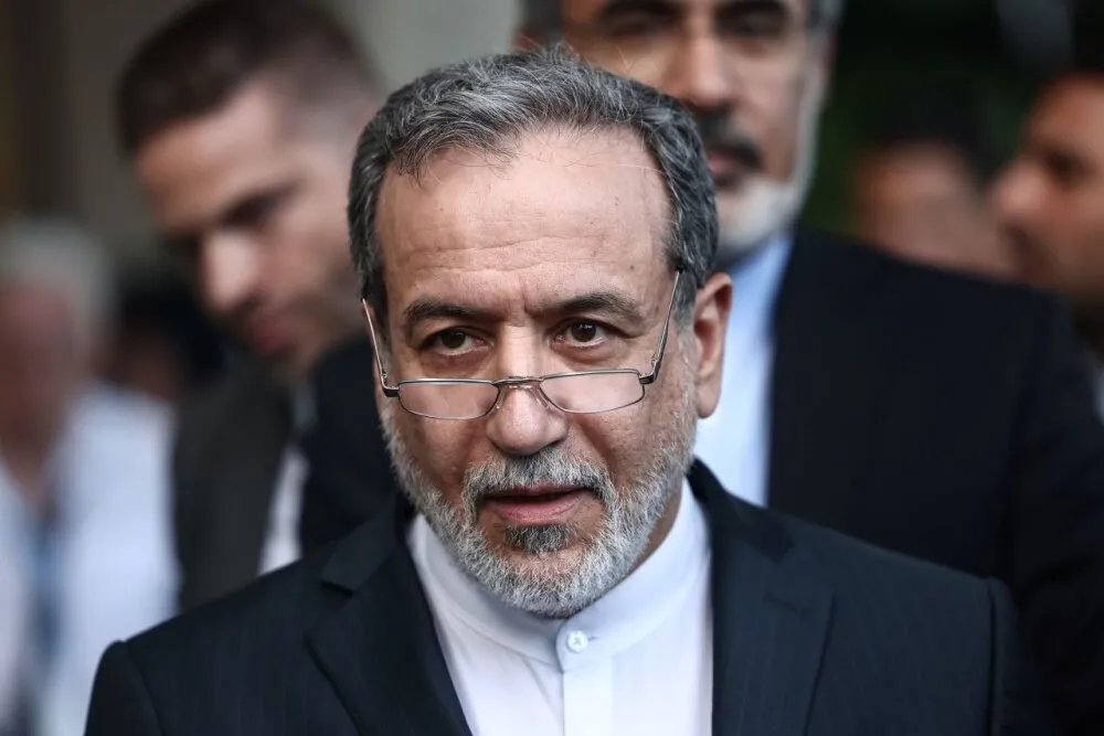 عراقجي: ردود فعل إيران ستكون دائمة على الهجمات الأمريكية