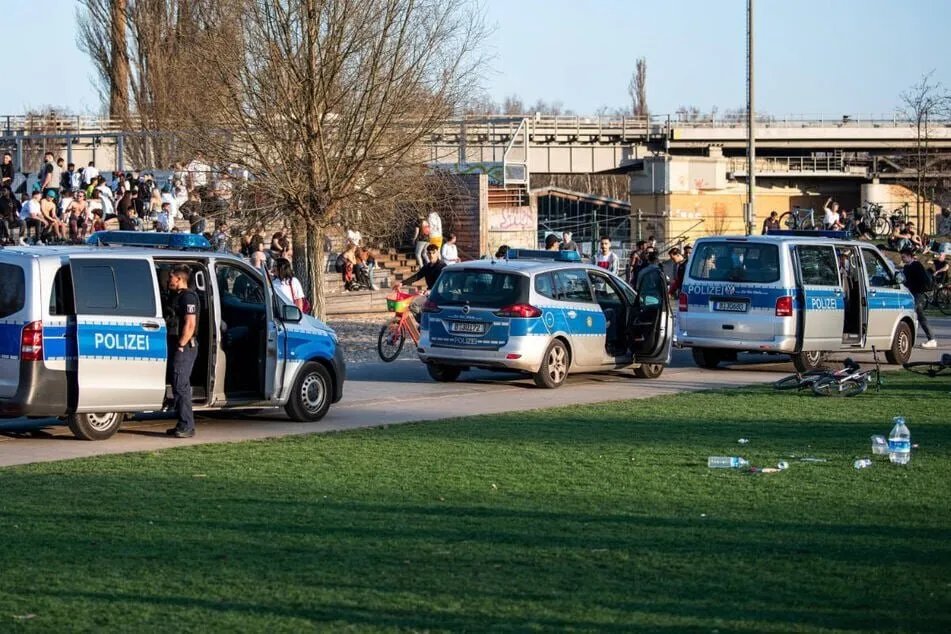 برلين: الشرطة تتدخل لإحباط هجوم معاد للسامية بسكين على رجل يحمل نجمة داوود