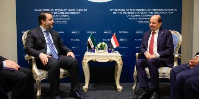 الشيباني والزنداني يبحثان تعزيز التعاون المشترك على هامش اجتماع منظمة التعاون الإسلامي في إسطنبول