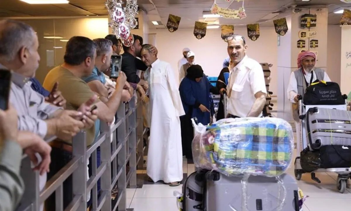 بهجة استقبال الحجاج: مظاهر الفرح تعود إلى سوريا بزينة وولائم