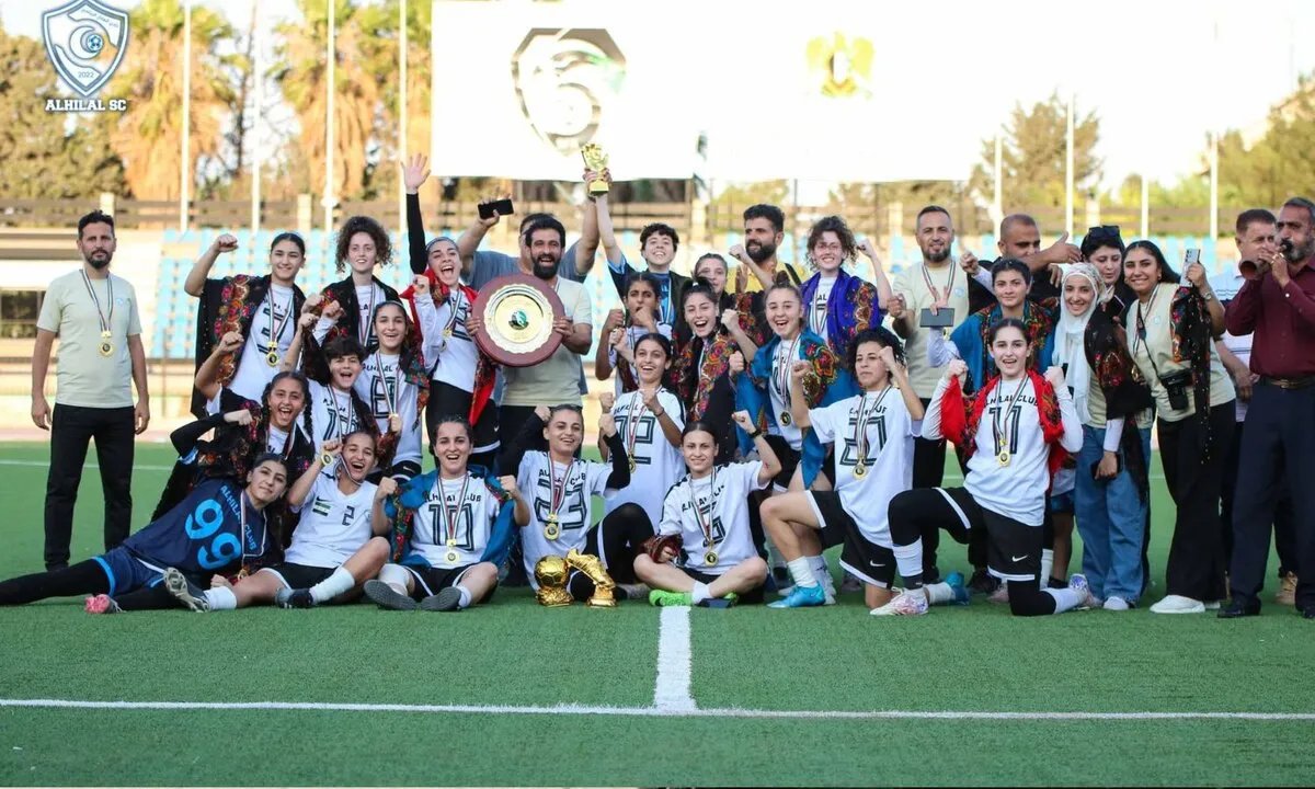 الهلال يتألق ويتوج بلقب الدوري السوري للسيدات لكرة القدم 2025