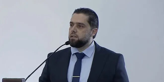 وزير الأشغال يدين تفجير كنيسة مار إلياس ويؤكد استهدافه وحدة سوريا