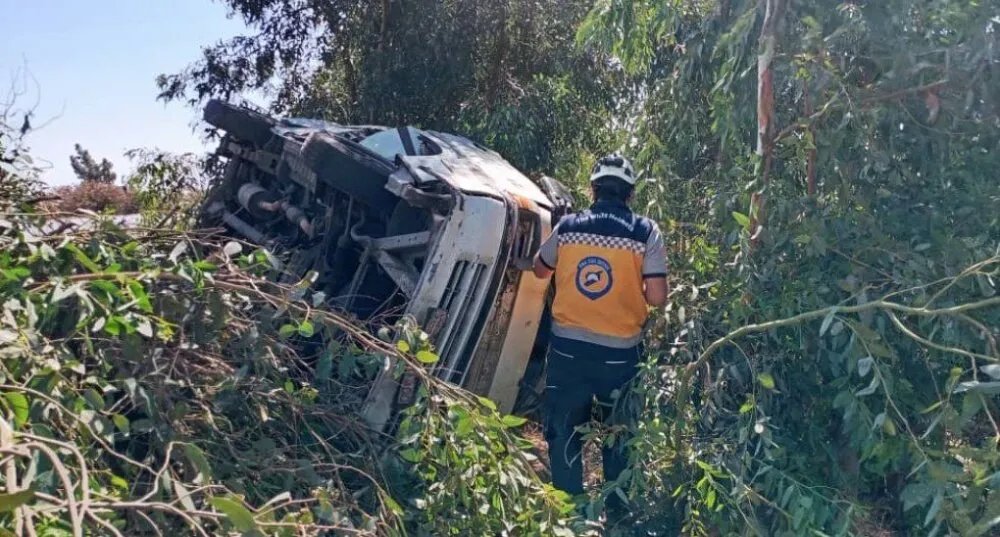 مأساة على الطرق: وفاة وإصابات في حادثي سير مروعين بحلب وحمص