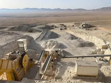 تهديدات بالقتل تطال لجنة تدقيق حكومية بعد كشفها فساداً بمليارات الليرات في سوريا