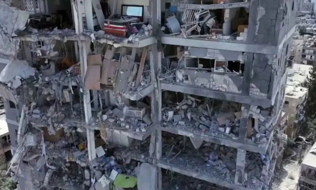 تصعيد خطير: إسرائيل تكثف هجومها على إيران وطهران ترد بقصف صاروخي