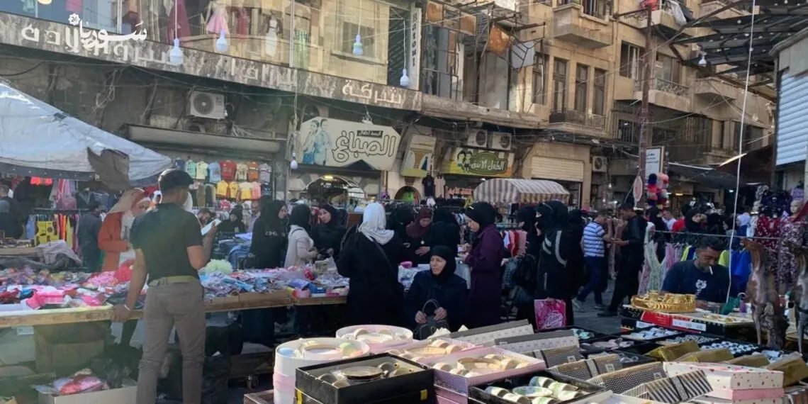 الوظيفة الحكومية تستعيد بريقها في حلب بعد زيادة الرواتب