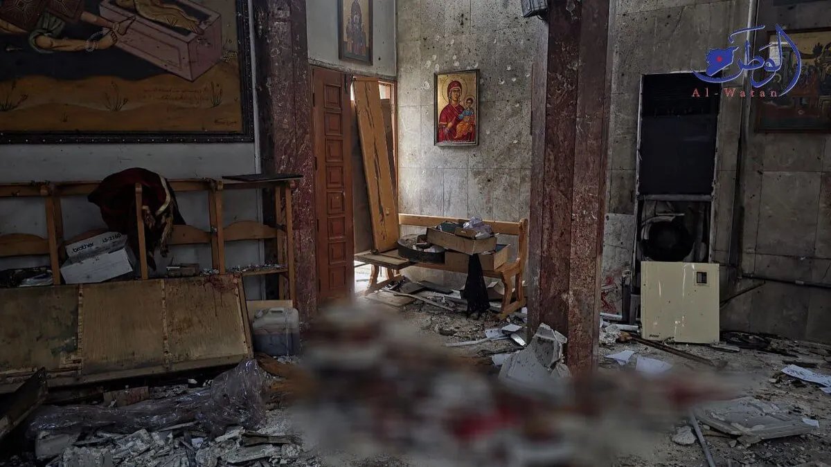 الفنانون السوريون يعبرون عن حزنهم العميق إزاء التفجير الإرهابي في كنيسة مار إلياس بدمشق