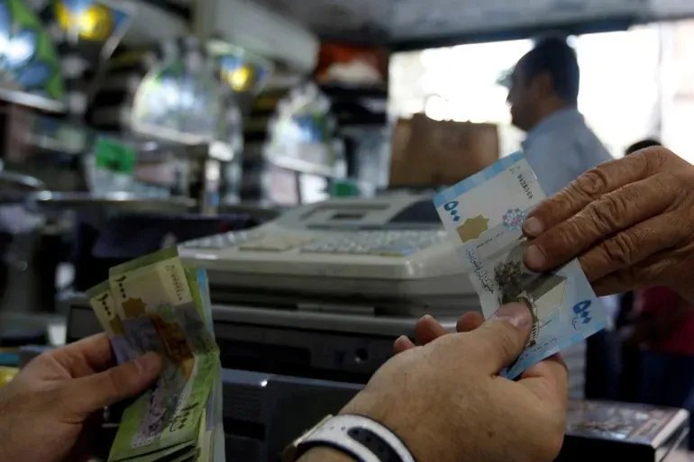 خبير اقتصادي يحذر: زيادة الرواتب خطوة إيجابية مشروطة بإصلاحات اقتصادية شاملة لتجنب التضخم