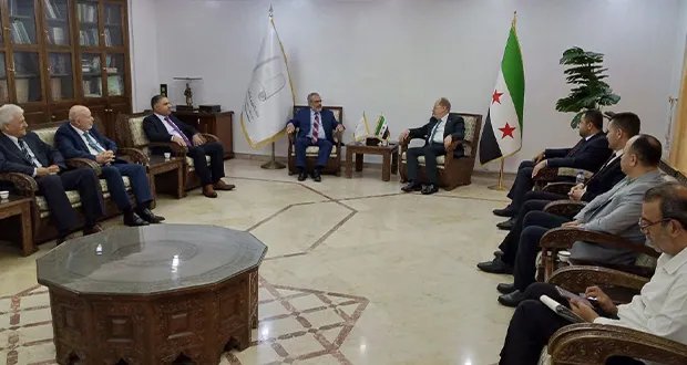 وزير التعليم العالي يبحث دعم الجامعة الدولية للعلوم والنهضة في إعزاز وتذليل الصعوبات