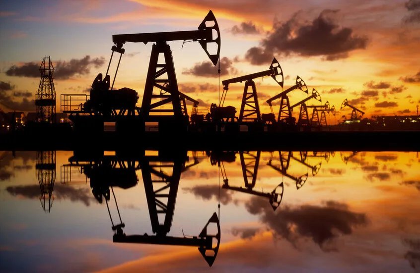 تراجع أسعار النفط الخام الأمريكي بعد إعلان ترامب عن وقف محتمل لإطلاق النار بين إيران وإسرائيل