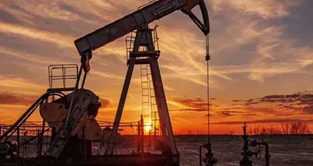 تقلبات أسعار النفط: من التوترات الجيوسياسية إلى حقائق السوق