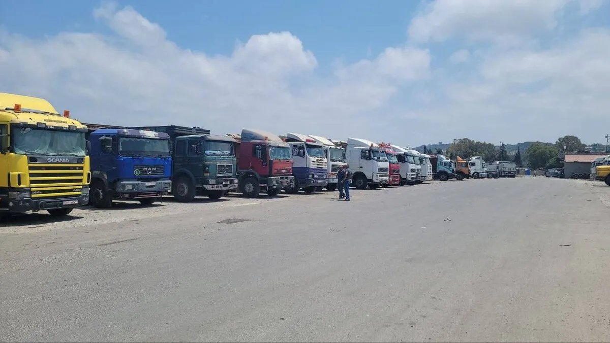 طرطوس: مقترحات لتحسين تنظيم نقل البضائع وتنشيط الحركة التجارية في الميناء