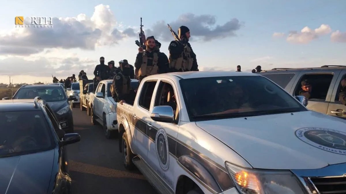 الأمن العام يبدأ تنفيذ اتفاق أمني في بصرى الشام ويستلم أسلحة اللواء الثامن