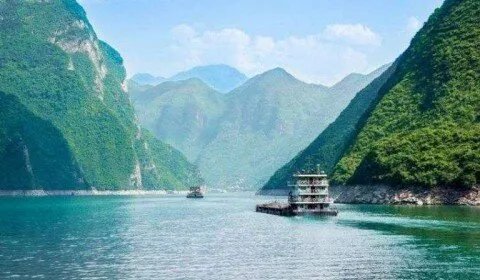 رحلة استكشافية في عالم الأنهار: تعرف على أطول 10 أنهار تحدد معالم كوكبنا