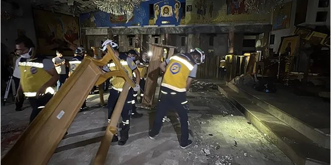 بابا الفاتيكان يدين بشدة الهجوم الإرهابي على كنيسة في دمشق ويصفه بالعمل الشنيع