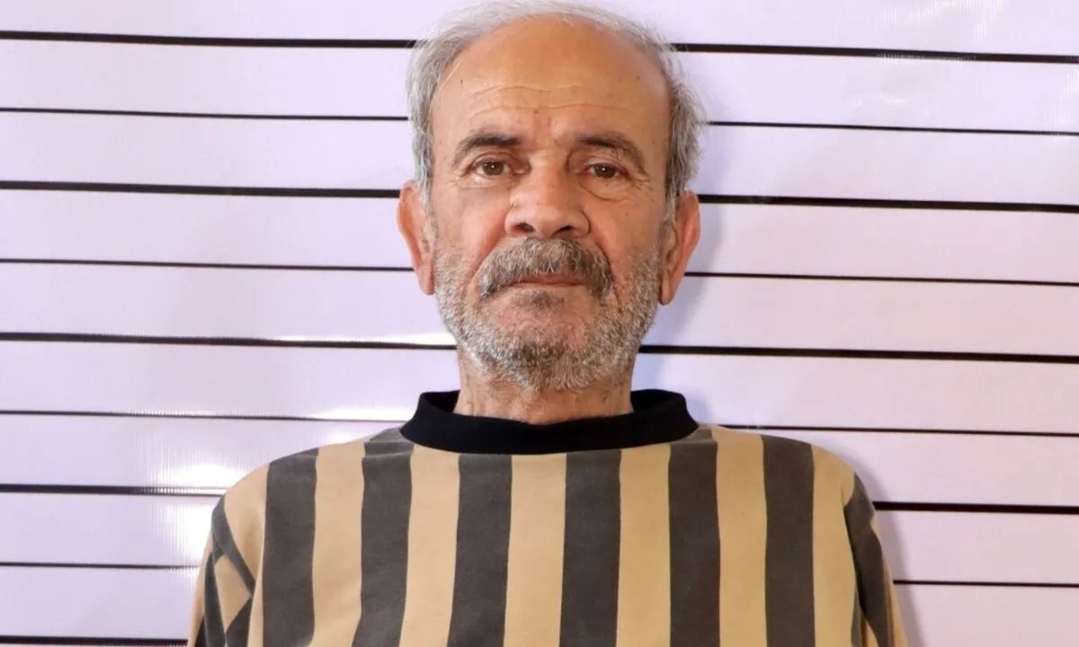 القبض على "عدو الغوطتين": تفاصيل القبض على لواء طيار سابق في النظام السوري