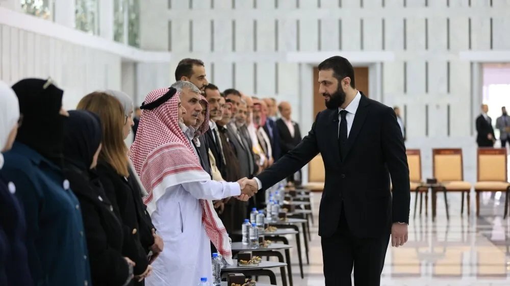 الرئيس الشرع يكشف عن مفاوضات غير مباشرة لوقف الاعتداءات الإسرائيلية على الأراضي السورية