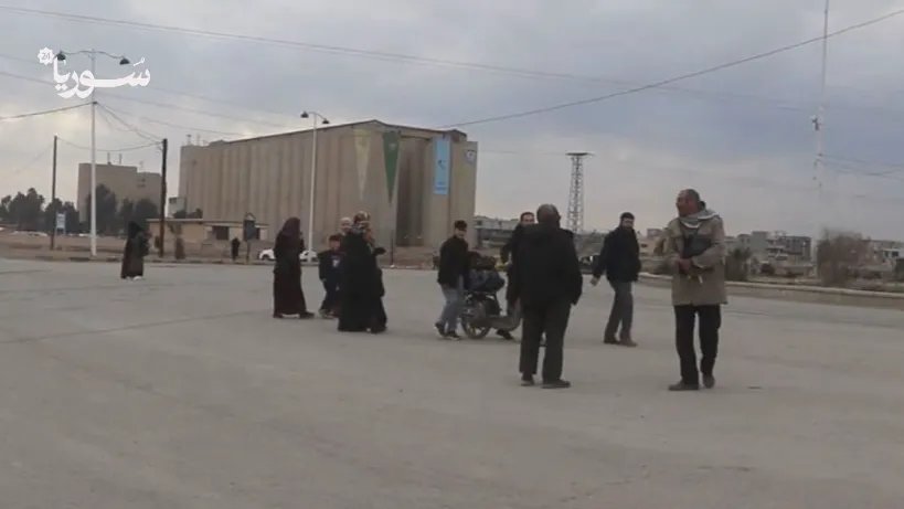 فوضى في الحسكة: البلدية تتجاهل استيلاء المتنفذين على الأرصفة والمواقف العامة